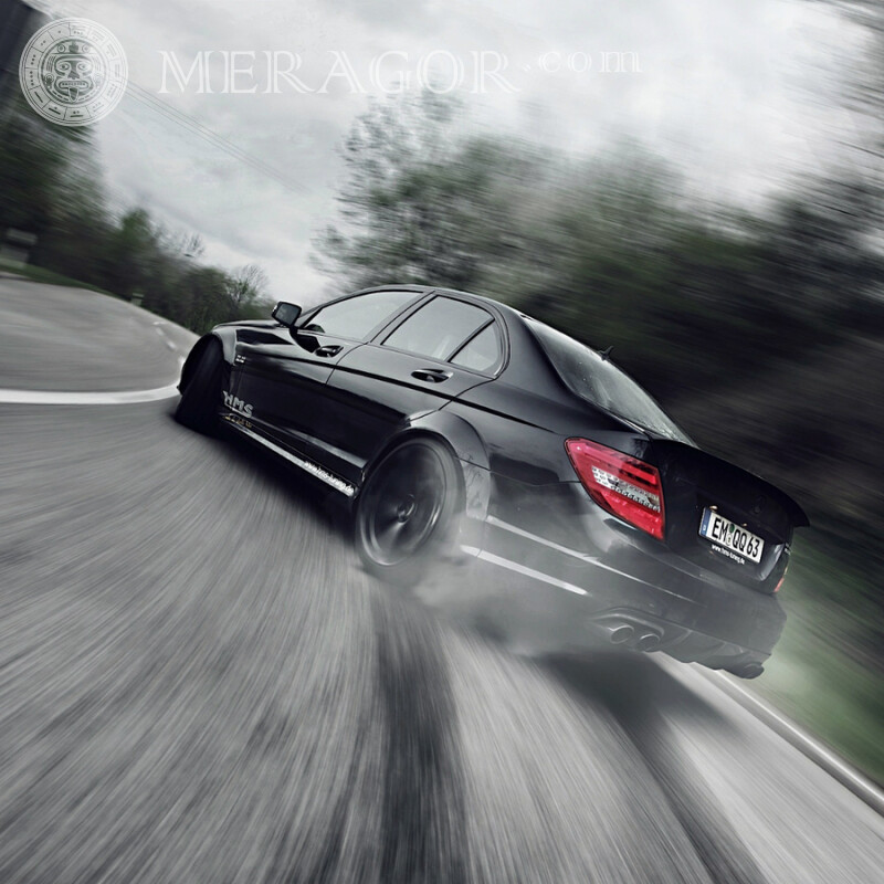 Cooles schwarzes Mercedes-Download-Foto auf Ihrem Profilbild Autos Transport