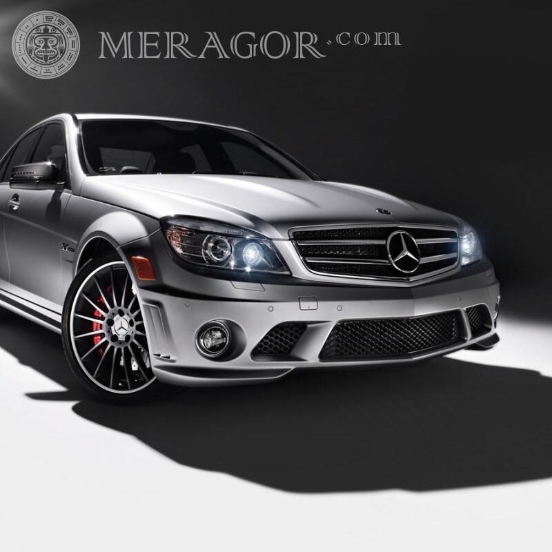 Download da foto de um magnífico Mercedes Carros Transporte