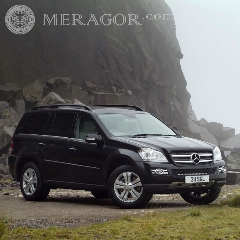 Download photo of luxury black SUV Mercedes Cars Transport