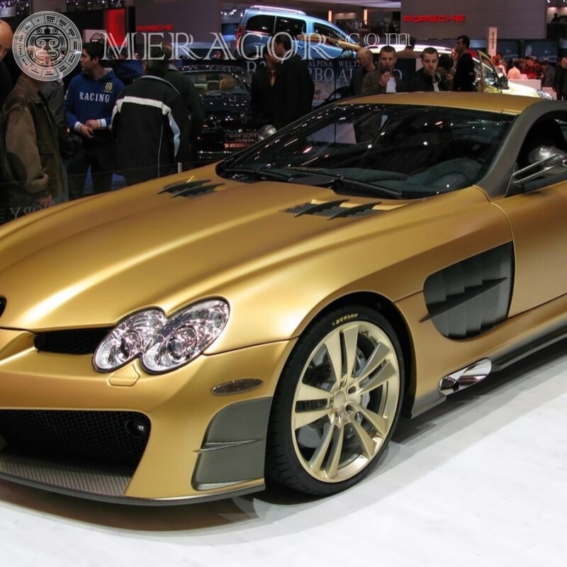 Téléchargez une photo d'une luxueuse Mercedes dorée sur votre photo de profil Les voitures Transport