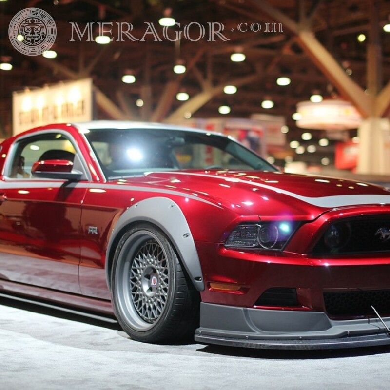 Потрясный красный Ford Mustang скачать фото на аву для девушки Автомобили Транспорт