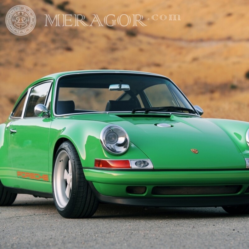 Фото на аватарку для ВК отличный зеленый Porsche Cars Transport