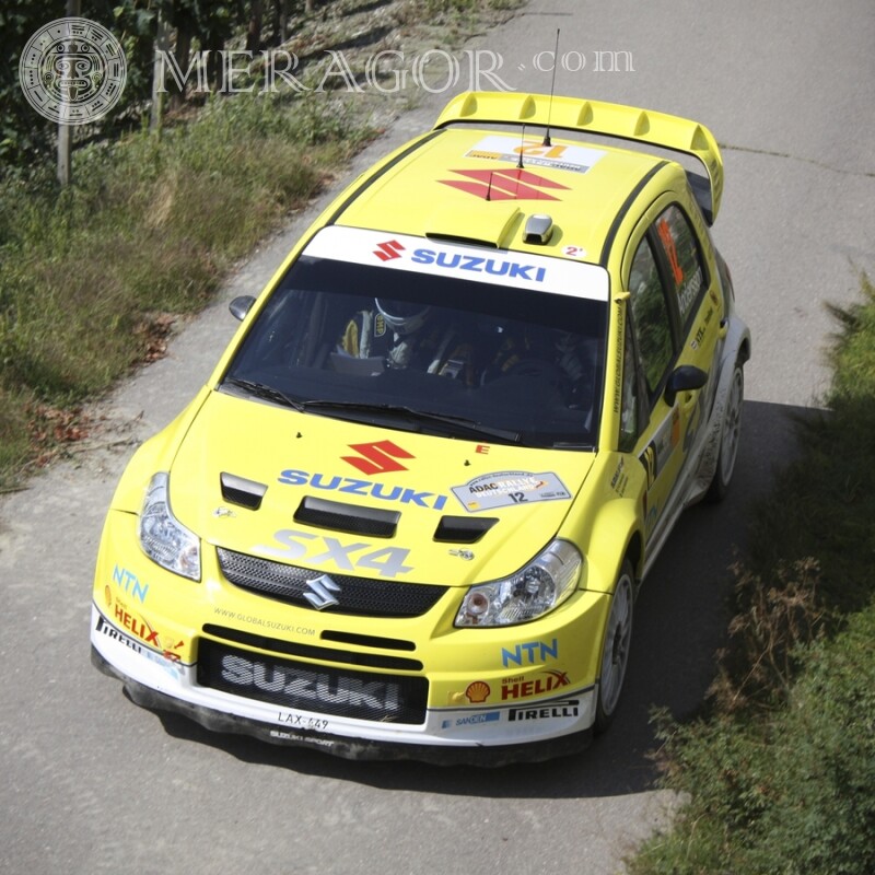 Cooles Foto auf Ihrem gelben Rallye-Auto Ihres YouTube-Avatars Rennen Autos Transport