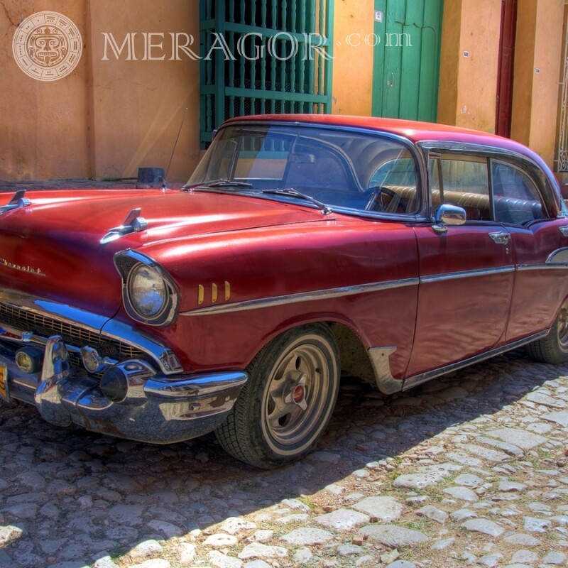 Foto de download Chevrolet retrô luxo vermelho no avatar para menina Carros Transporte