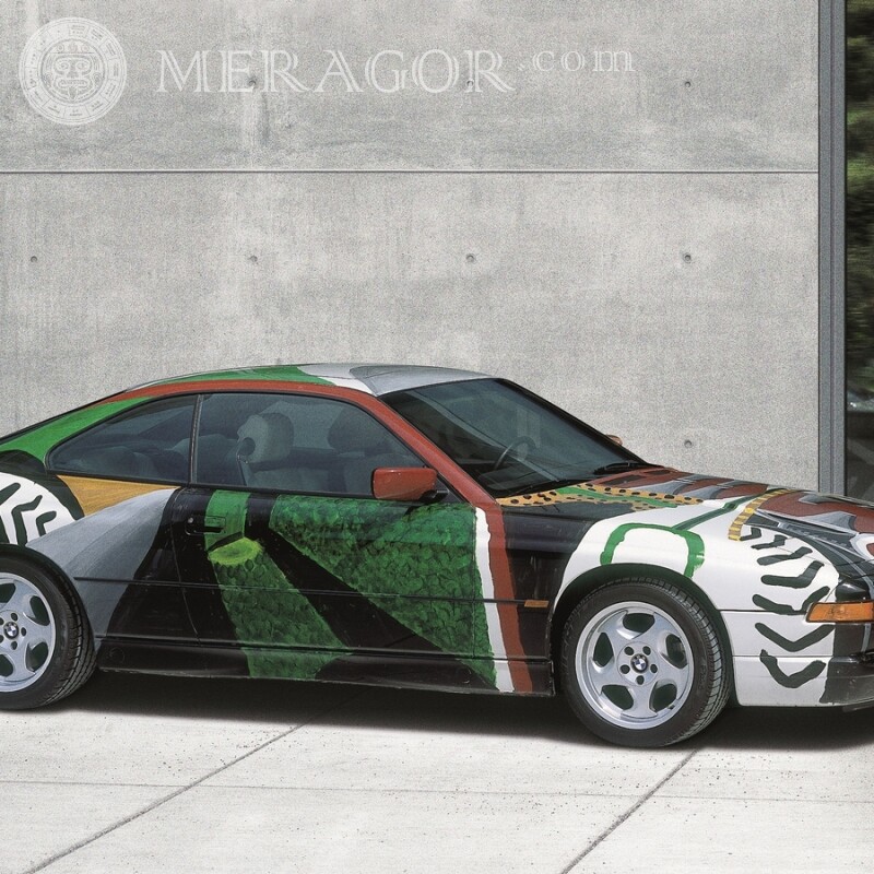Para um cara, baixe um carro com um corpo artístico na foto do avatar gratuitamente Carros Transporte