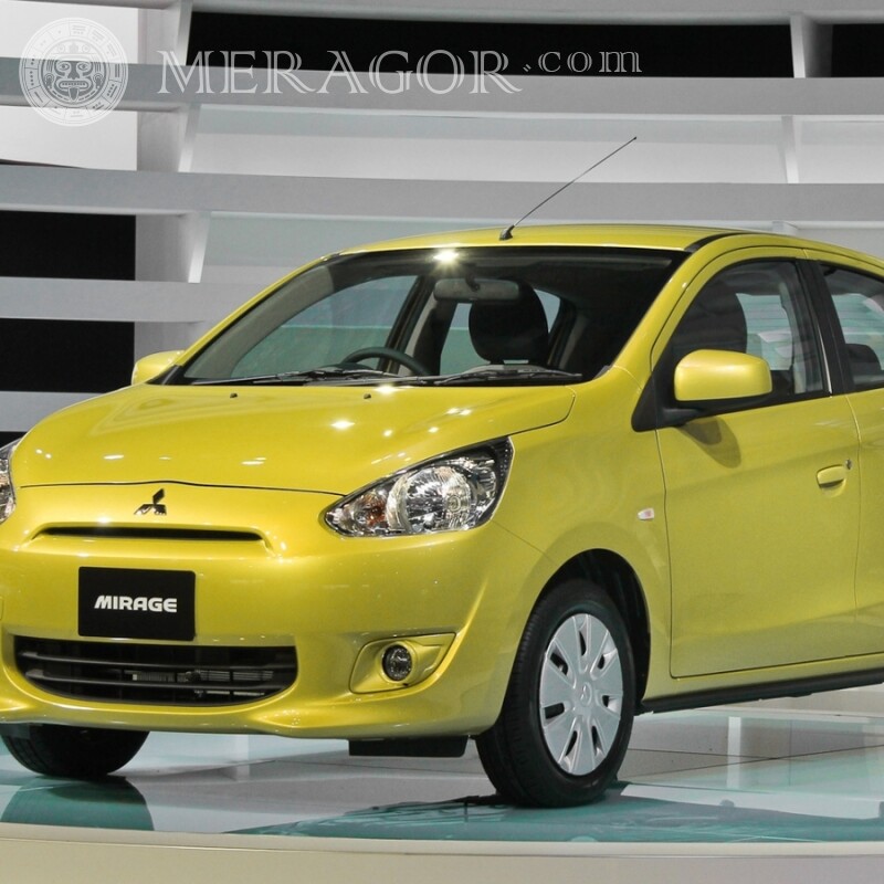 Kostenloser Download eines gelben Autos für ein Mädchen auf einem Avatar Autos Transport