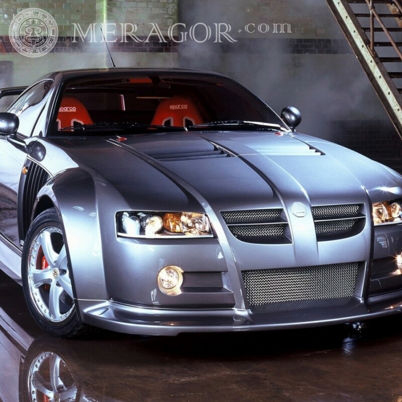 Шикарний сріблястий автомобіль фото на аватарку для Інстаграм Автомобілі Транспорт