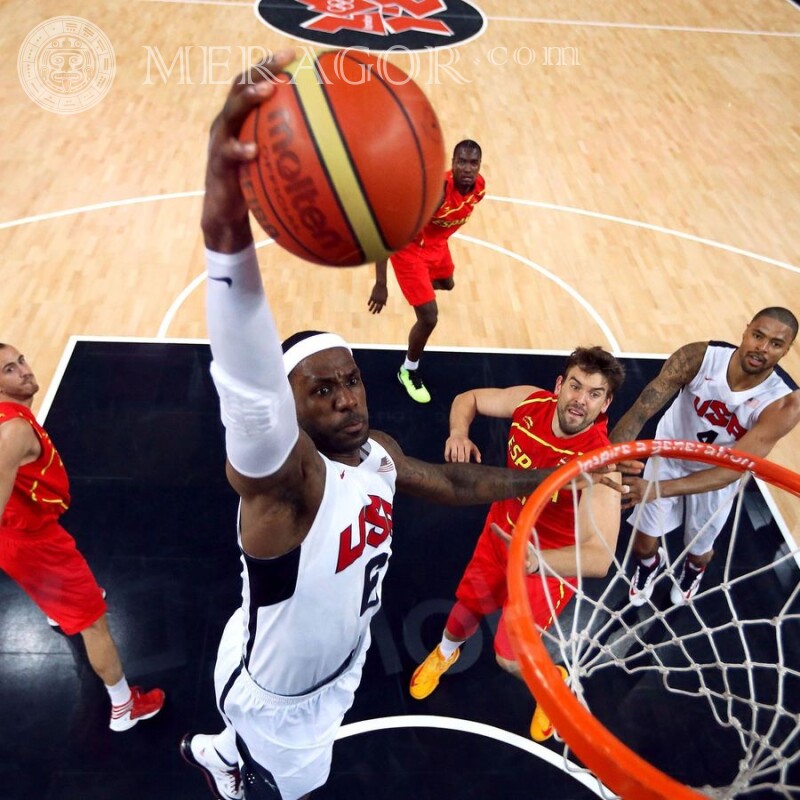 Photo avec des basketteurs sur l'avatar Instagram Basketball Noirs Gars Célébrités