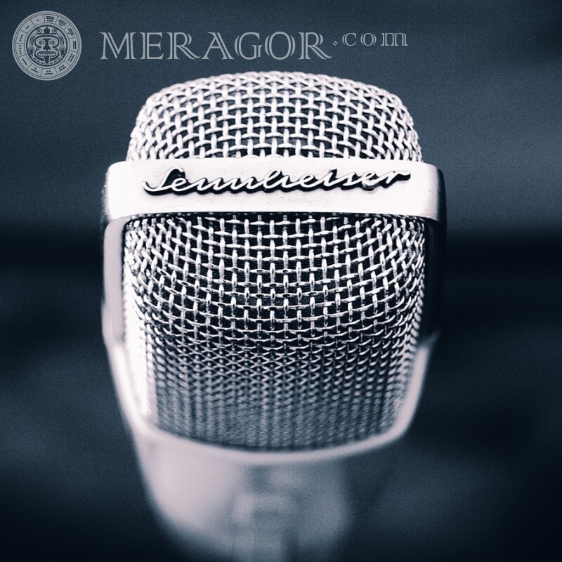 Мікрофон з логотипом на аватарку Логотипи