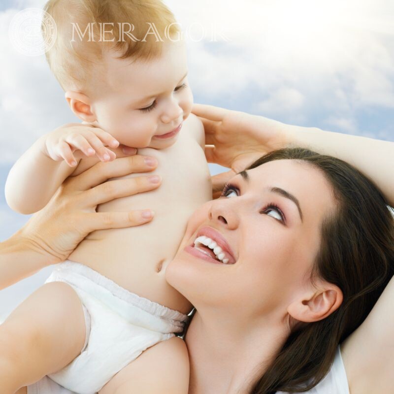 Mutter und Baby Bild für Avatar Familie Bruenette Kindliche