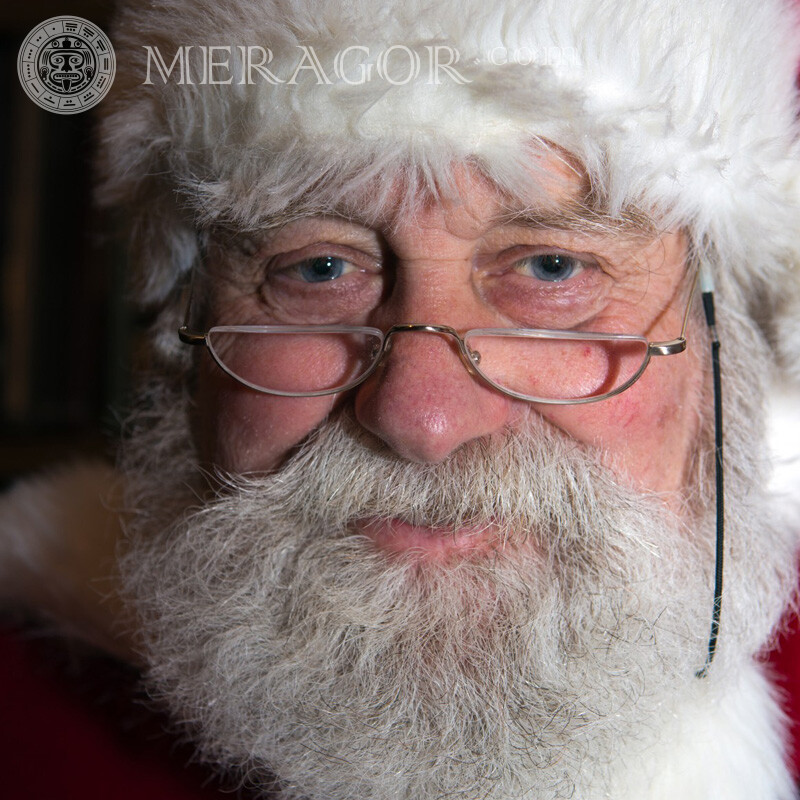 New year avatar | 4 New Year Santa Claus In a cap Faces, portraits