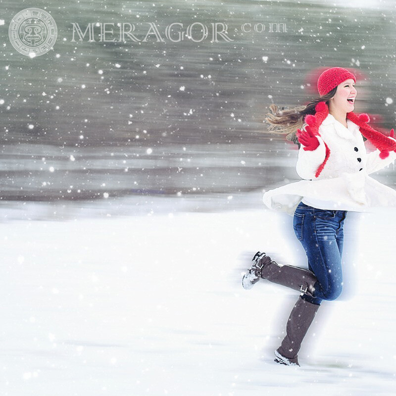 Christmas pictures running girl New Year