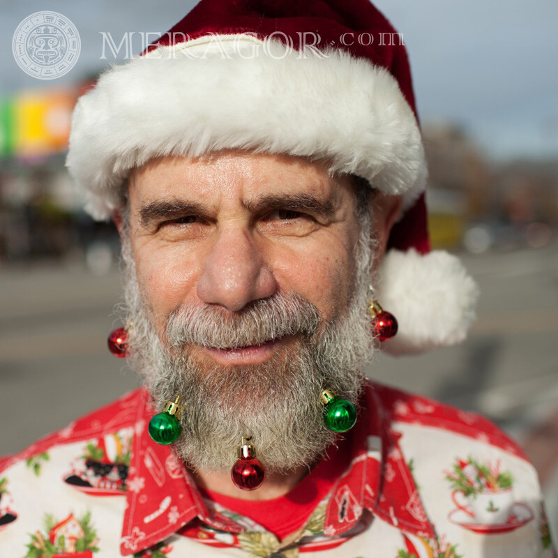 New year avatar | 5 New Year Europeans Santa Claus In a cap