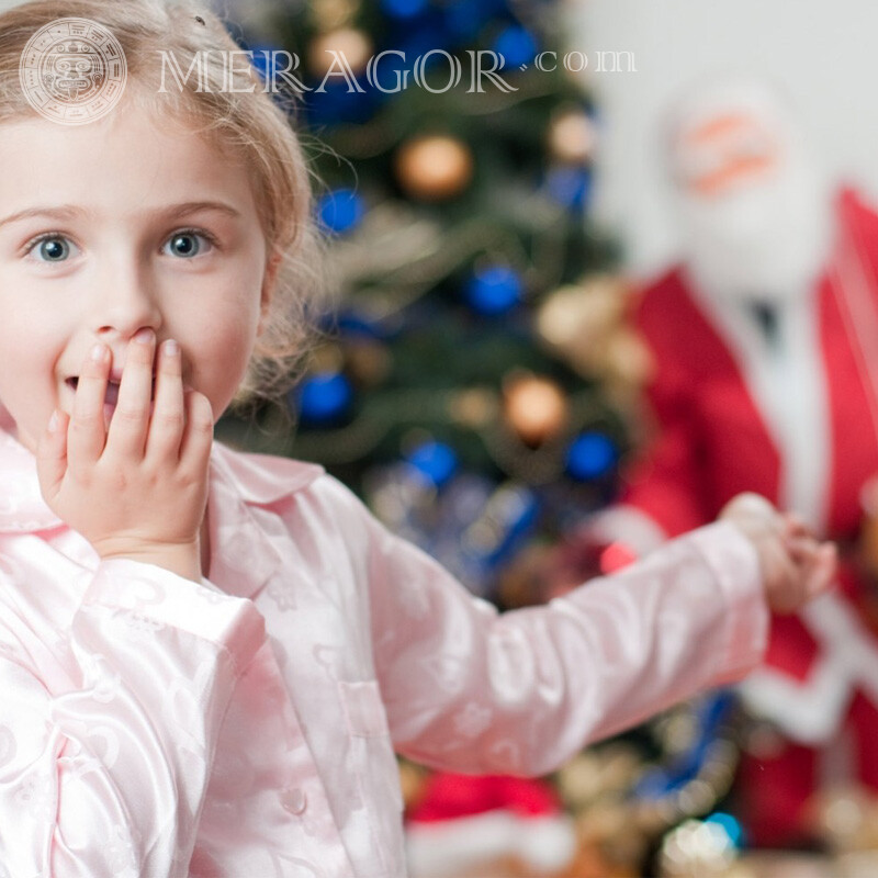 Neujahrsbabyfotos Weihnachten Avatare Kindliche Maedchen Gesichter, Porträts
