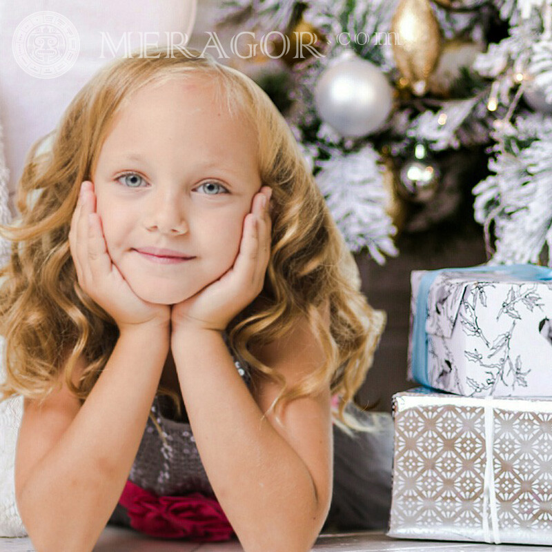 Photo du nouvel an sur l'avatar de Nouvel an Infantiles Petites filles Visages, portraits