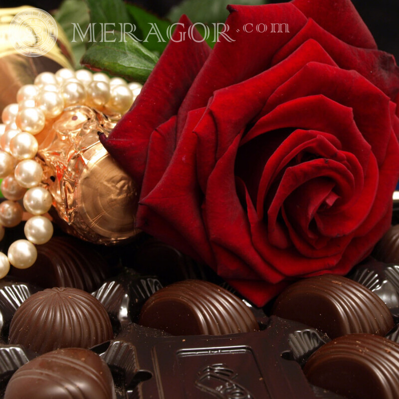 Foto de rosas y chocolate Comida