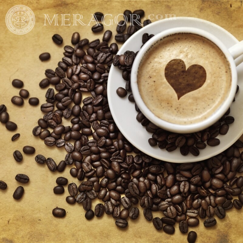 Зернове кави в чашці з серцем Їжа