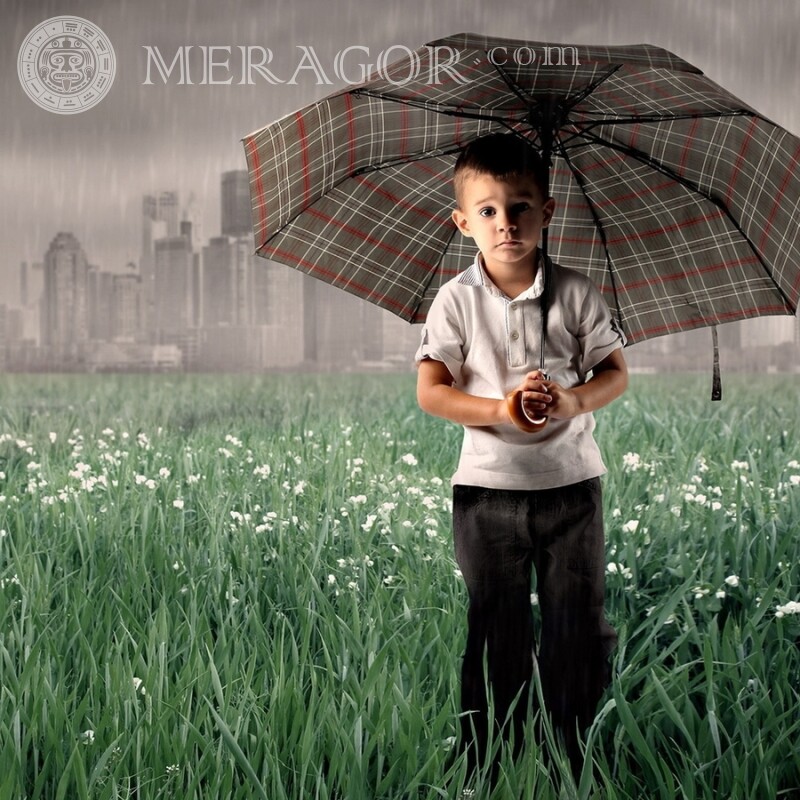 Criança com guarda-chuva no avatar da chuva Meninos jovens Infantis