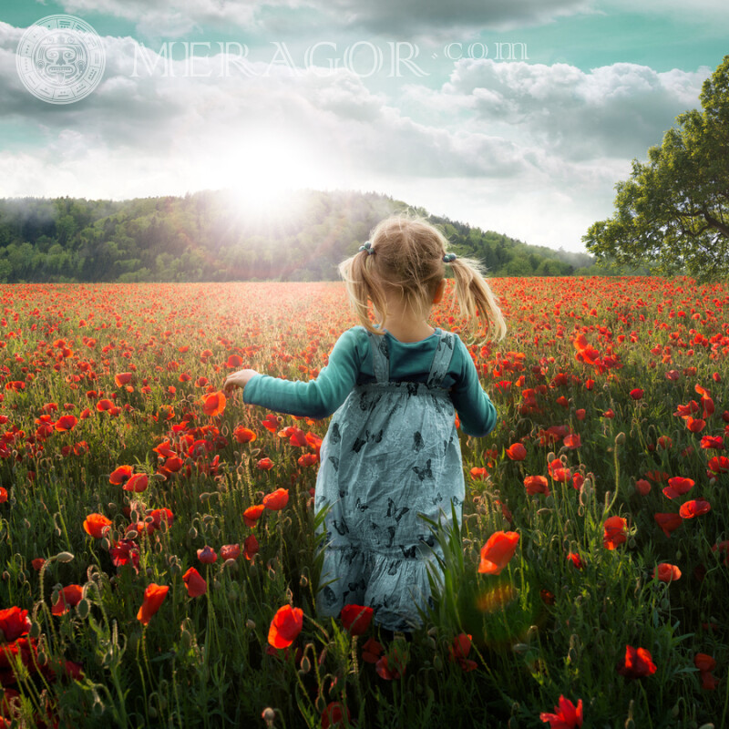Fille dans un champ d'avatar de fleurs Petites filles Infantiles De dos