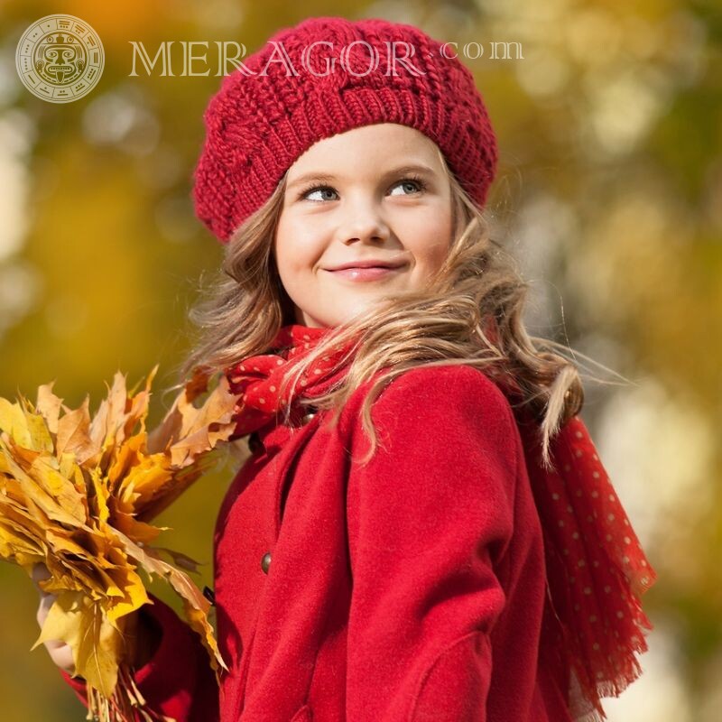 Дівчинка восени скачати на аву Дівчата В шапці Червоні
