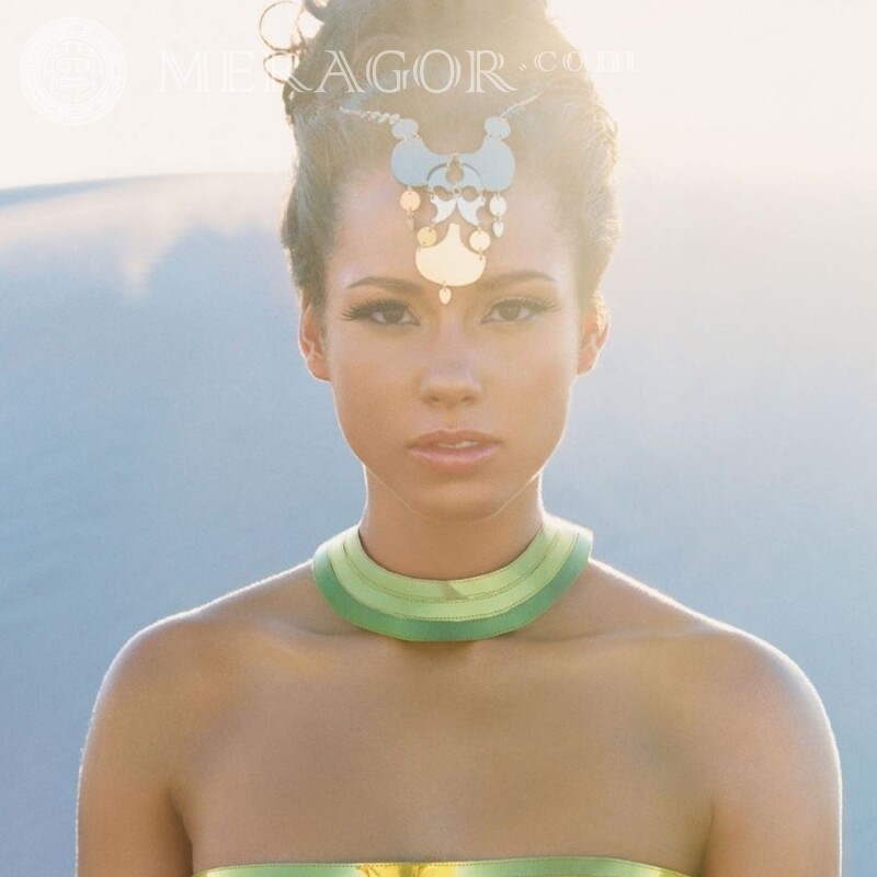A imagem de Nefertiti no avatar Meninas adultas Para VK Belas