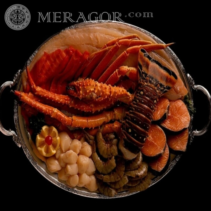 Тарелка с морепродуктами Еда