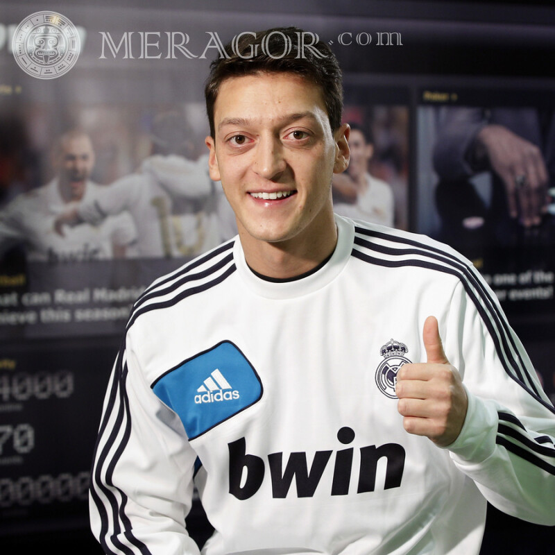 Foto de Mesut Özil para foto de perfil Celebridades Caras, retratos Chicos Masculinos