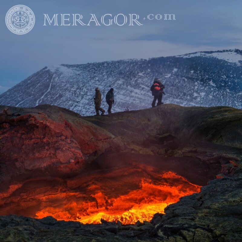 Cráter del volcán en avatar Naturaleza