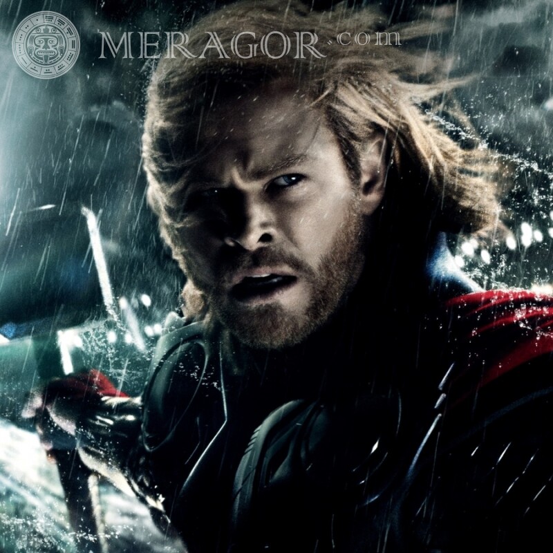 Thor bajo la lluvia foto en tu foto de perfil De las películas