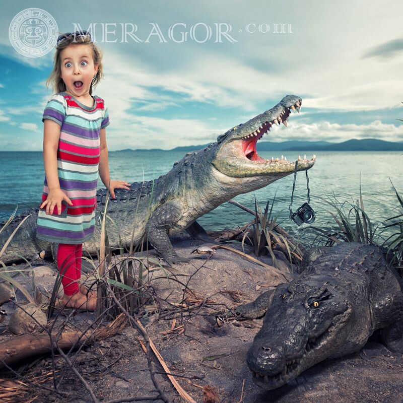 Девочка и крокодилы прикольное фото на аву Крокодилы Девочки Смешные