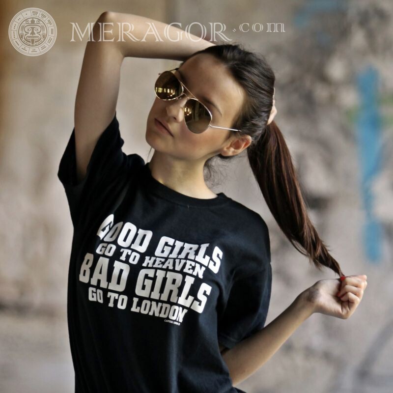 Cool icon pretty girl Brown-haired In glasses Beauties Mod