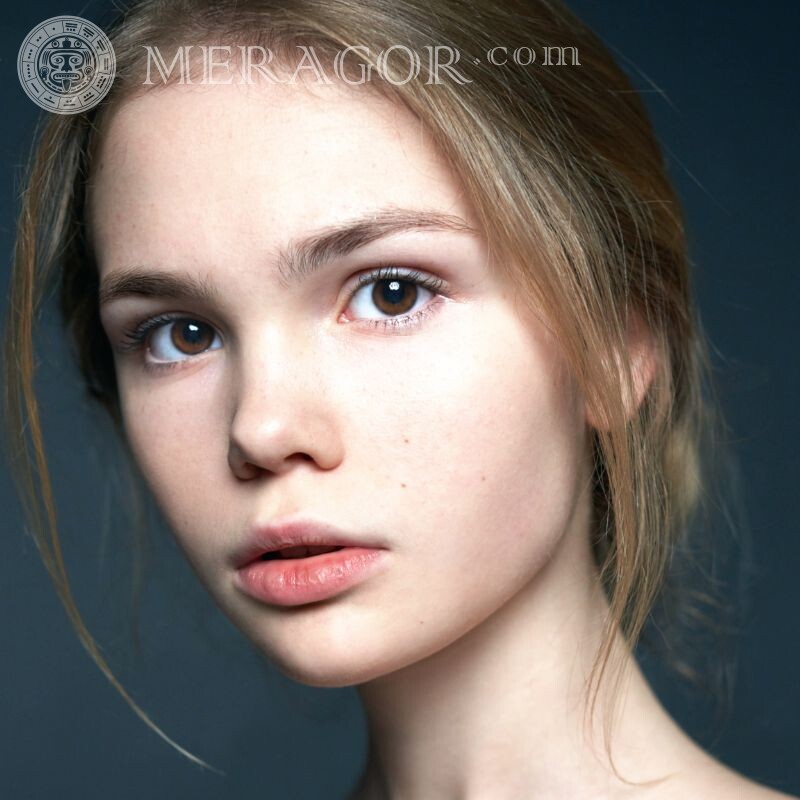Rosto de garota de 14 anos no avatar Rostos de meninas Meninas Belas Pessoa, retratos