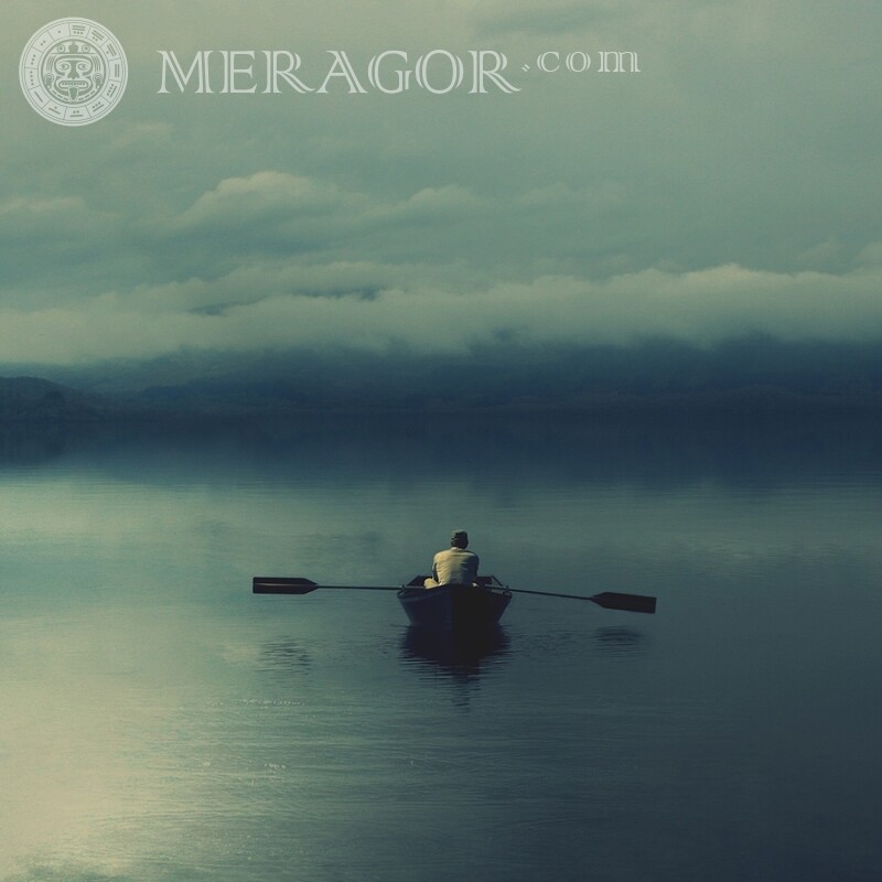 Мужик в лодке на ночном озере ава Мужики Аниме, рисунок На море Парни
