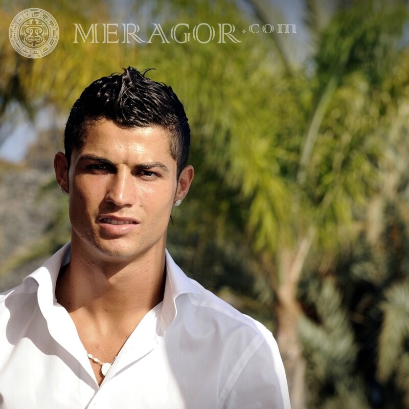 Photo de Cristiano Ronaldo sur le téléchargement de l'avatar | 0 Célébrités Entreprises Pour VK Visages, portraits