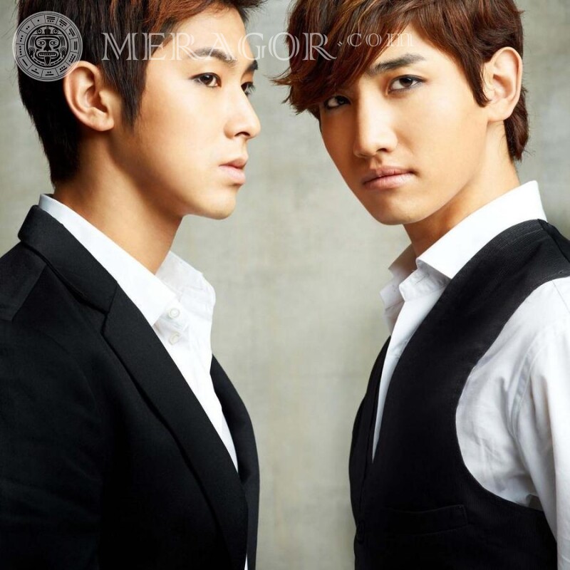 Foto von zwei Jungs auf Avatar Junge Asiaten Geschäft