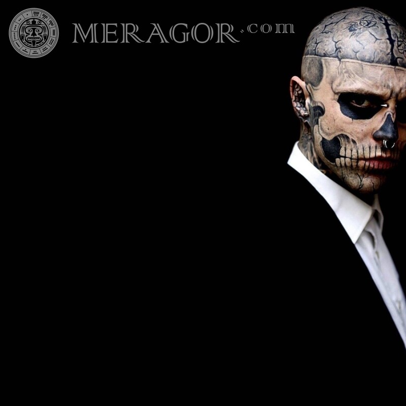 Foto com tatuagens no avatar Com piercings, tatuagens Mascarado Assustador