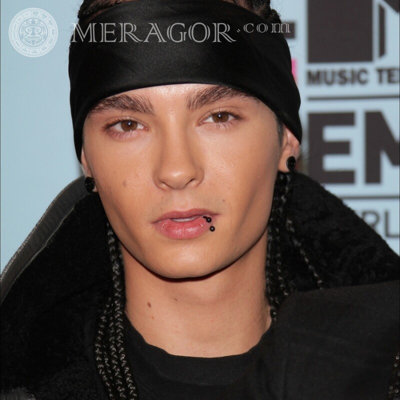 El guitarrista de Tokio Hotel en la foto de perfil Chicos En la tapa Para VK Caras, retratos