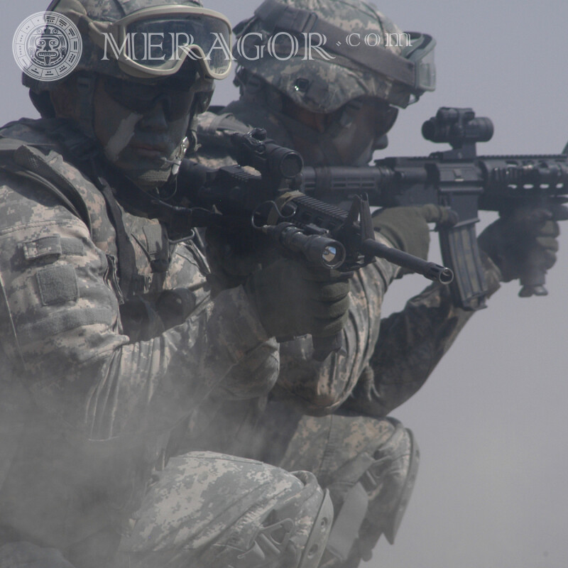 Avatar avec des soldats Avec arme Hommes