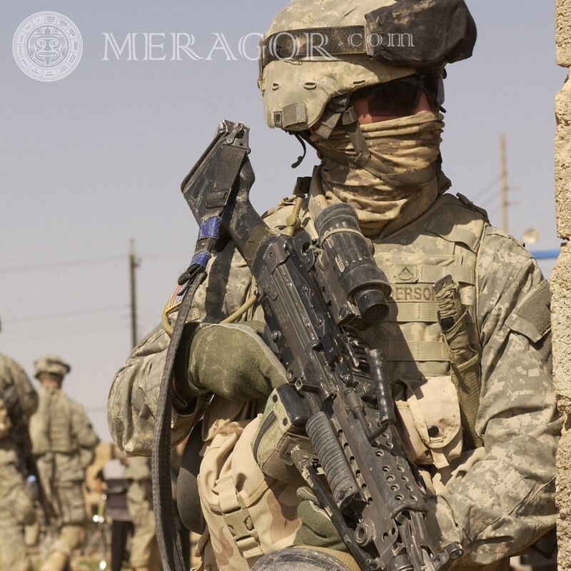 Солдат с автоматом фото на аву Com arma Mascarado Homens