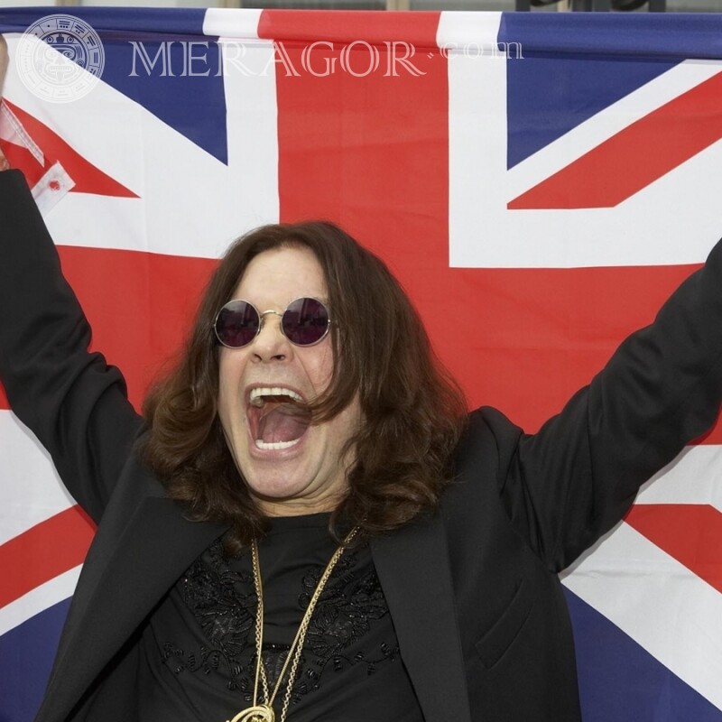 Ozzy Osbourne sur le fond de l'avatar du drapeau Musiciens, danseurs Avec les lunettes Visages, portraits Hommes