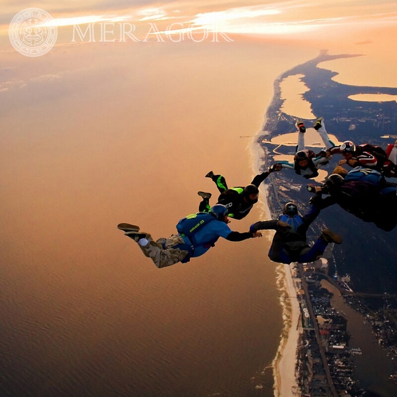 Аватарка з парашутистами скачати Спортивний