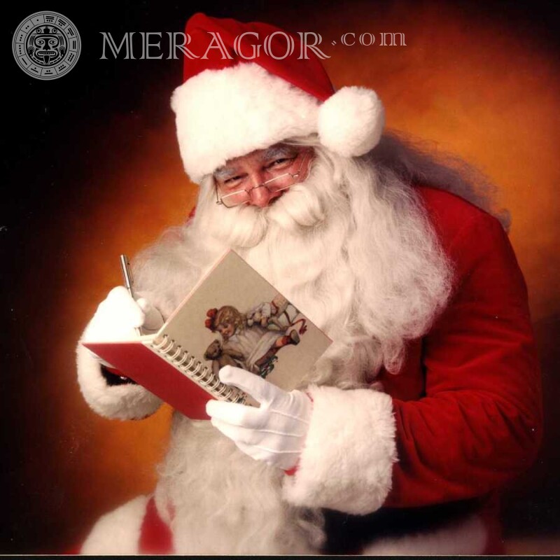 Новогодняя ава с Санта Клаусом в очках Santa Claus New Year Holidays