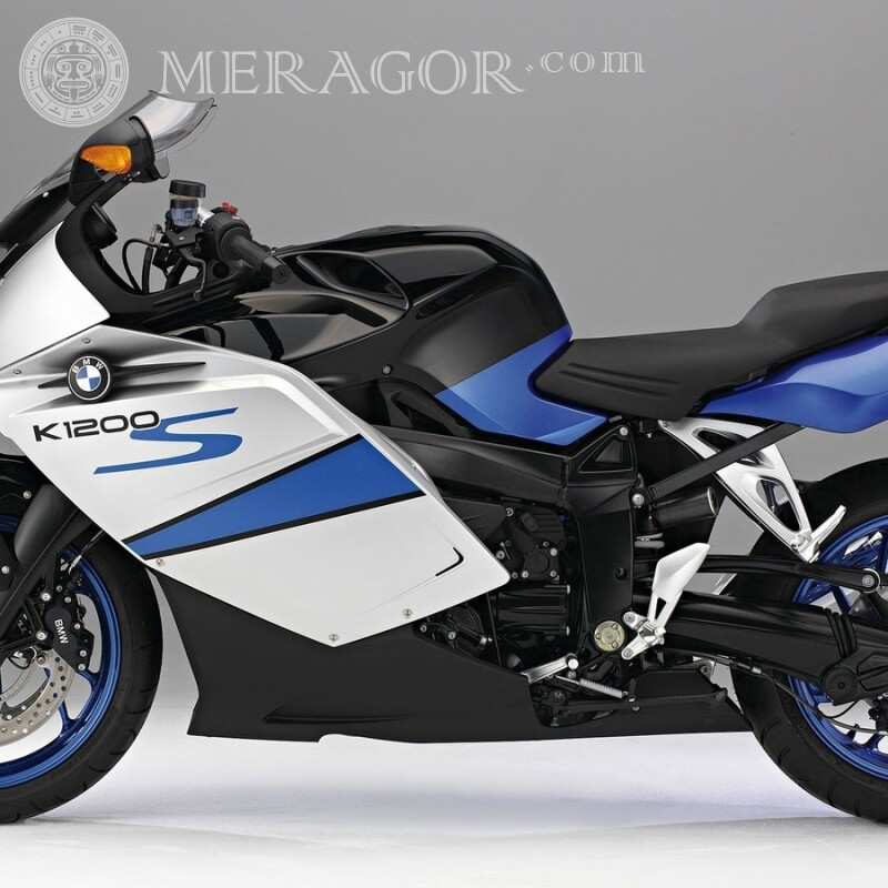 Téléchargez la photo de la moto gratuitement sur l'avatar TikTok Velo, Motorsport Transport