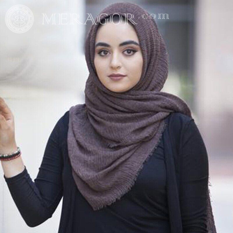 Télécharger la photo de la femme musulmane sur avatar Arabes, musulmans Les filles Visages, portraits