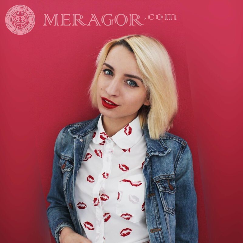 Nastya Hertz Blogger auf Avatar Prominente Blonden Mädchen Rottöne