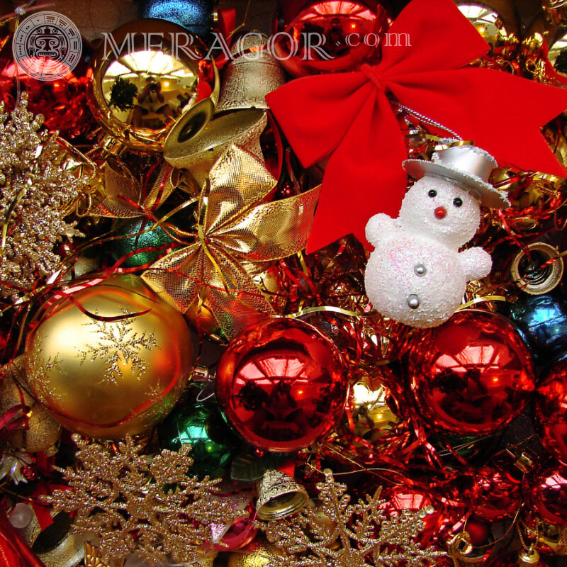 Christmas toys on the profile picture download | 0 Holidays New Year