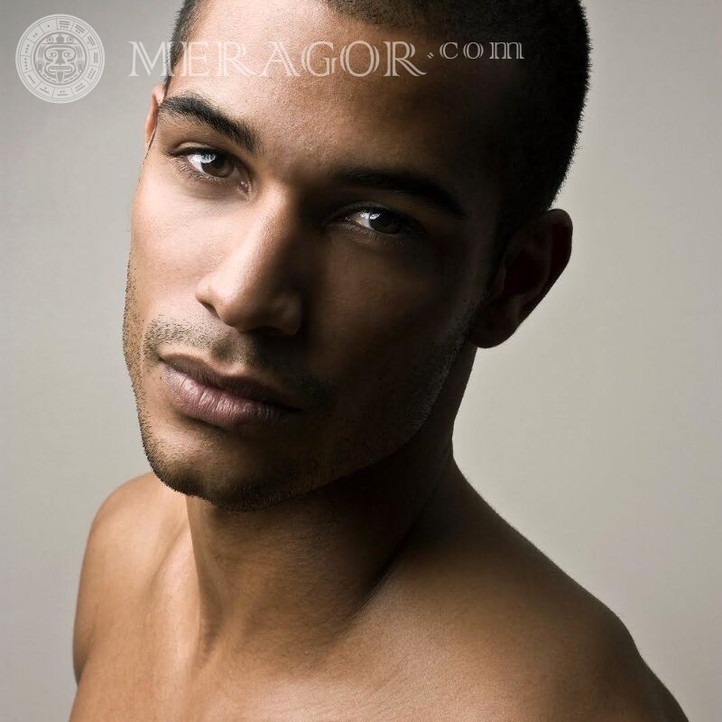 Garotos bonitos mulatos no avatar Negros Pessoa, retratos Rostos de rapazes