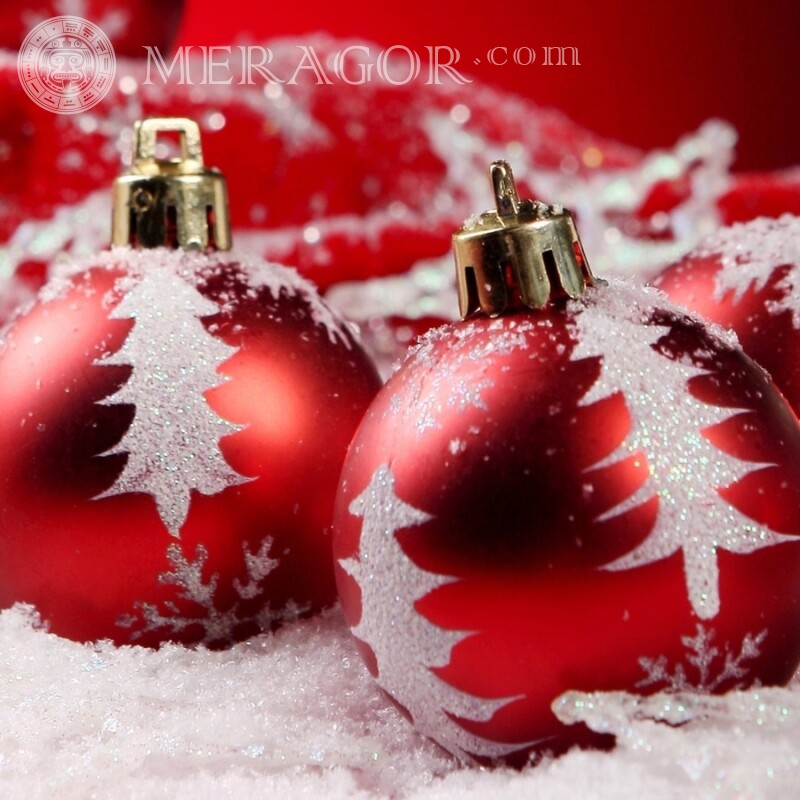 Червоні новорічні кулі на аватар дівчині Свято На новий рік