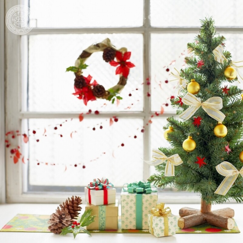 Аватар з новорічною ялинкою завантажити фото Свято На новий рік