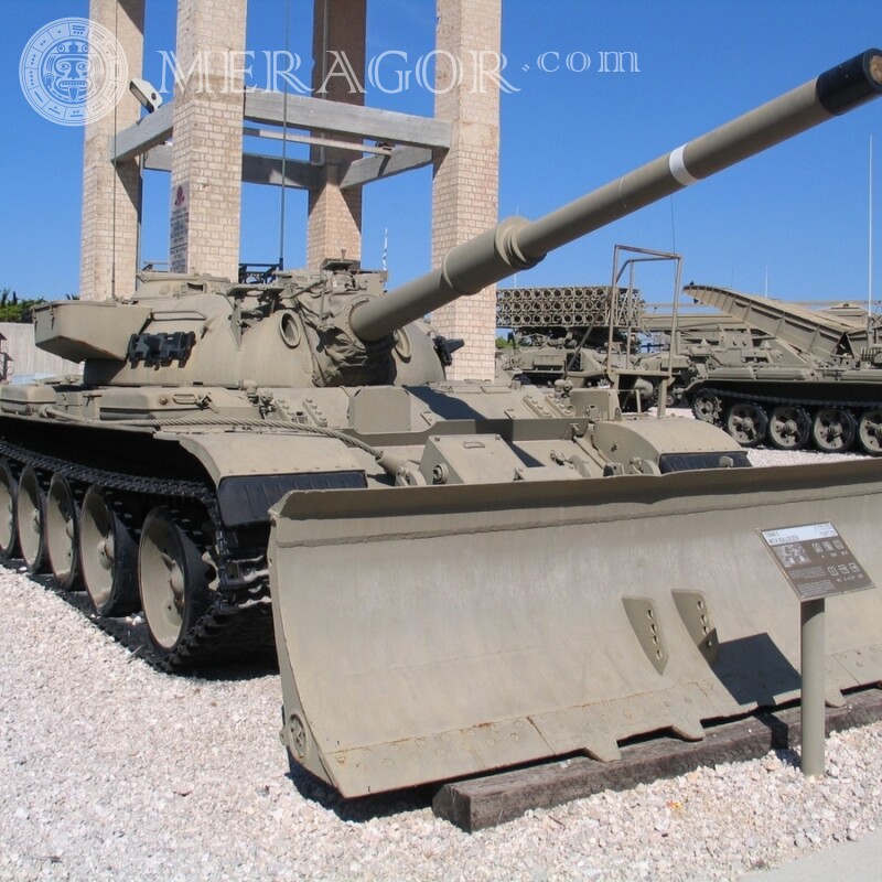 Скачать фото танка бесплатно для парня Equipamento militar Transporte